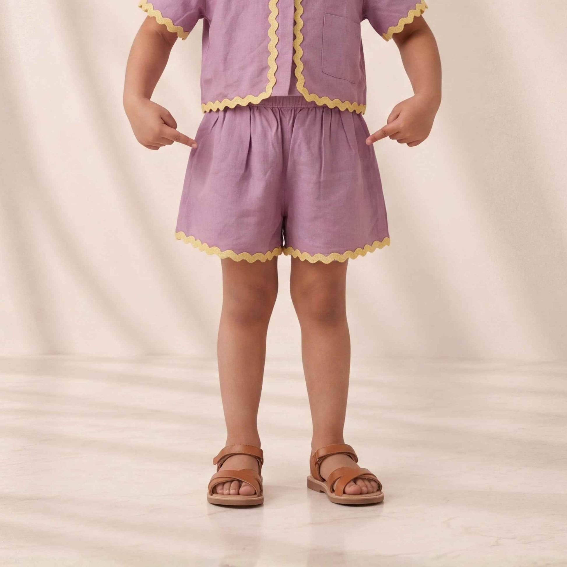 Girls' Premium Dusty Lavender Linen Shorts – Scalloped Ric-Rac Trim High-Waist Cotton-Linen Luxury Summer Shorts for Toddlers and Girls A Curated Classic for Sunny Soirées