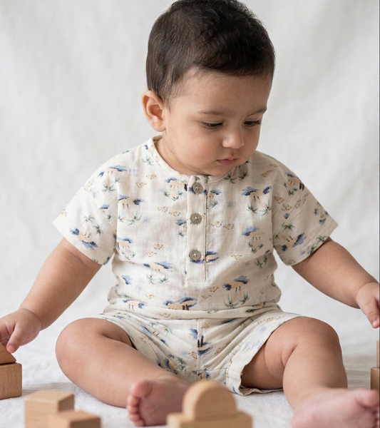 Newborn Boys' Coastal Oasis Linen-Blend Romper – Illustrative Palm Print Summer Set in Sandstone - Serromi